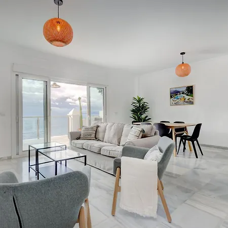 Apartment En Primera Línea De Playa En *